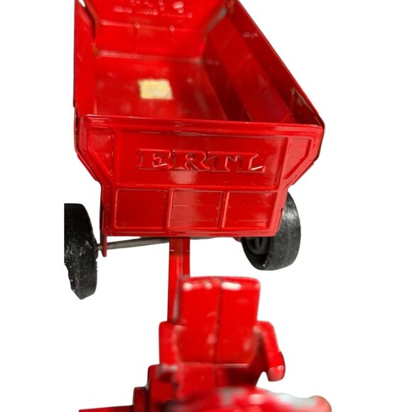 ERTL International Die Cast Harvester Tractor with Wagon - Picture 9 of 15